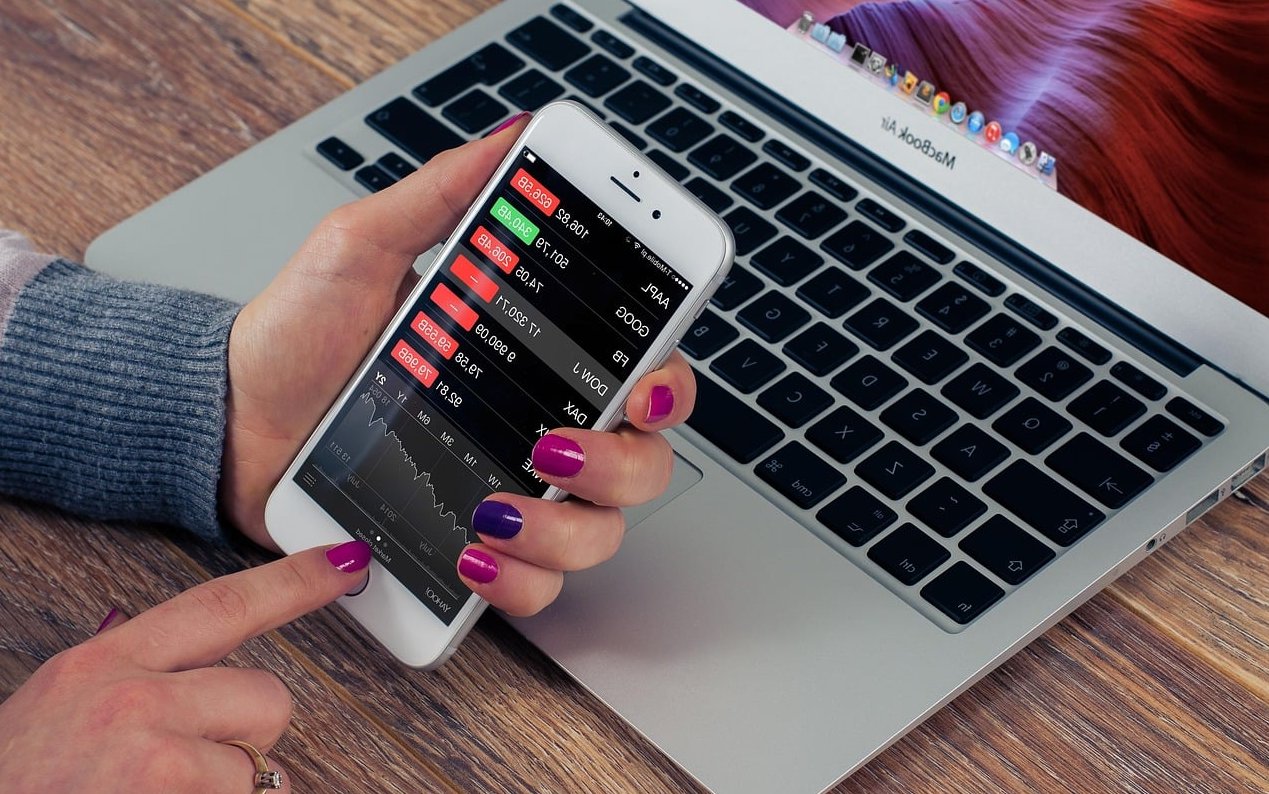 iphone app onboarding screen